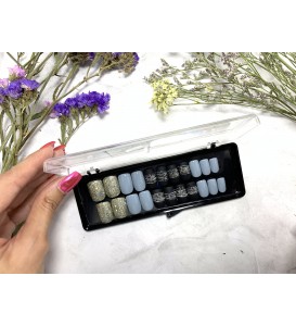 VV Party Light Press-on-Nails